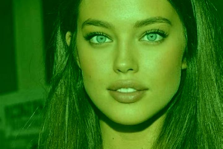 Sofia, 36, a chestnut blue-eyed caucasian companion based in Janub as Surrah. Offering Duos, 69, CIM. Available for incall and outcall, day and evening dates.