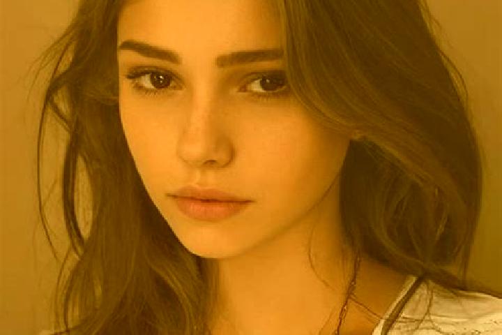 Sofia, 36, a chestnut brown-eyed slavic companion based in Vaufrege. Offering CIM, Party Girl, 69, Dinner Date, Travel Companion. Available for incall and ou...