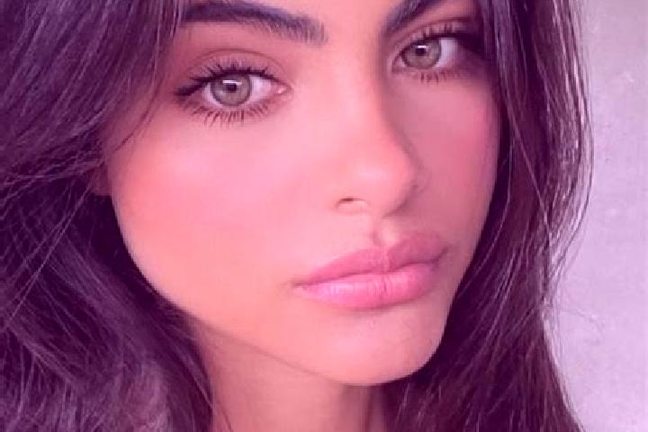 Sofia, 36, a chestnut hazel-eyed middle eastern companion based in Harzungen. Offering Couples, Striptease, OWO, Massage. Available for incall and outcall, o...