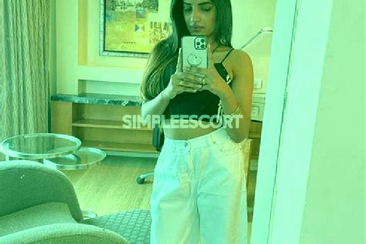Sofia, 36 — Escort in Green Oaks, United States