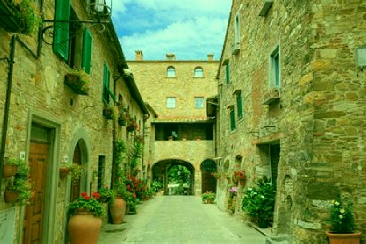 Sofia, 36 — Escort in Poggio di Chiesanuova, San Marino
