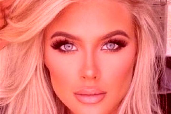 Sofia, 37, a platinum blonde blue-eyed ebony companion based in Capusu Mic. Offering Dinner Date, Tantra. Available for incall and outcall, day and evening d...
