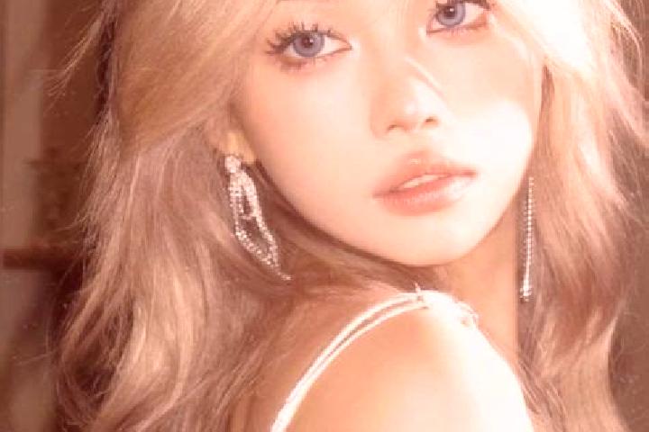 Sofia, 37, a platinum blonde brown-eyed asian companion based in Novxani. Offering A-Level, Overnight, Girlfriend Experience. Available for incall and outcal...
