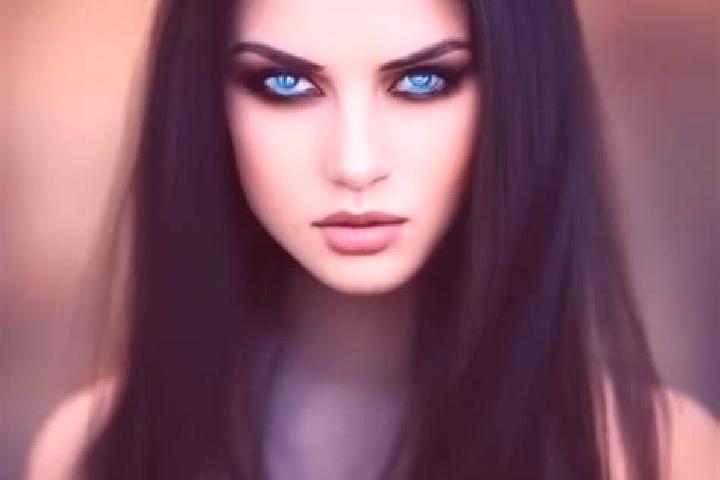 Sofia, 37, a red dark-eyed caucasian companion based in Pontpoint. Offering A-Level, BDSM, Tantra. Available for incall and outcall, day and evening dates.