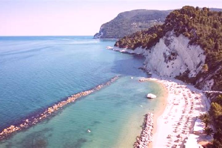 Sofia, 37 — Escort in Passo di Treia, Italy