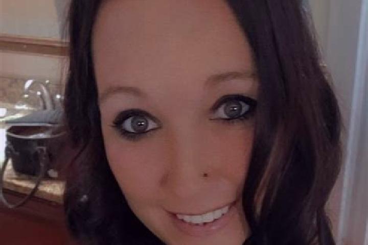 Sofia, 37 — Escort in Sneedville, United States