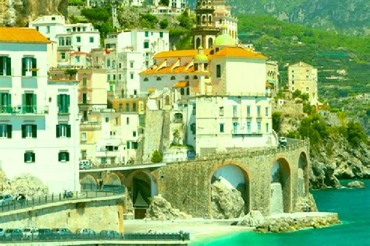 Sofia, 37 — Escort in Taino, Italy