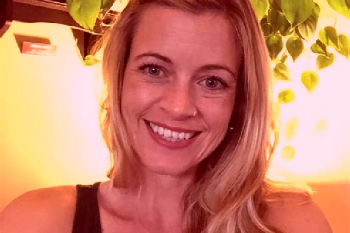 Sofia, 38, a auburn green-eyed slavic companion based in Billingborough. Offering Overnight, Tantra, Erotic Massage, Fetish. Available for incall and outcall...