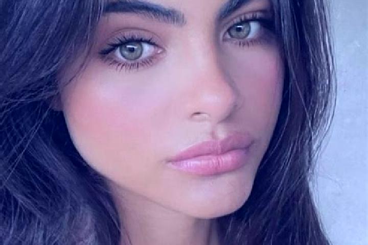 Sofia, 38, a brunette green-eyed european companion based in Lukovytsya. Offering Couples, Domination, 69, Prostate Massage. Available for incall and outcall...