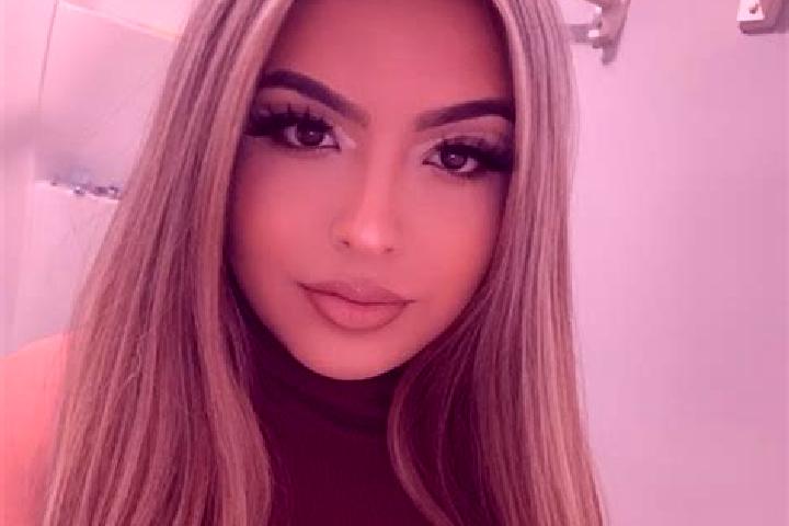 Sofia, 38, a red blue-eyed mixed companion based in Sille. Offering BDSM, Fetish, 69, Roleplay. Available for incall and outcall, overnight bookings available.