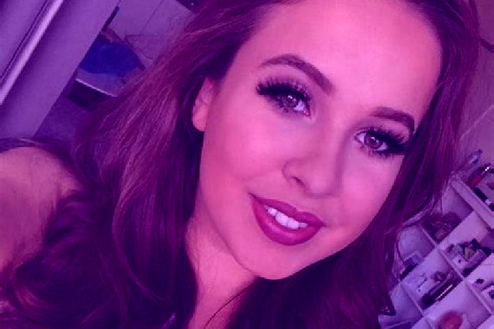 Sofia, 38, a red dark-eyed mixed companion based in Kornowac. Offering Dinner Date, Massage, A-Level. Available for incall and outcall, day and evening dates.