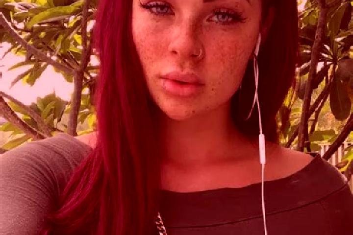 Sofia, 38, a red hazel-eyed slavic companion based in Zubra. Offering Party Girl, A-Level, Travel Companion. Available for incall and outcall, day and evenin...