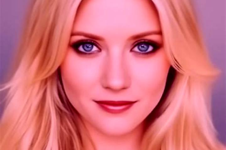 Sofia, 39, a blonde amber-eyed mixed companion based in Holiday Park. Offering Travel Companion, Domination, Deep French Kissing, Party Girl. Available for i...