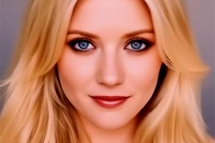 Sofia, 39, a blonde grey-eyed caucasian companion based in Lautenbach. Offering Erotic Massage, CIM, 69. Available for incall and outcall, day and evening da...