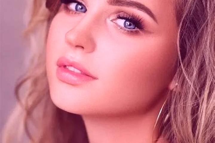 Sofia, 39, a dark blonde blue-eyed middle eastern companion based in Gropello Cairoli. Offering A-Level, Overnight, Girlfriend Experience, Domination. Availa...