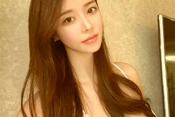 Sofia, 39 — Escort in Bayiji, China