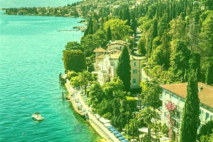 Sofia, 39 — Escort in Gardone Riviera, Italy