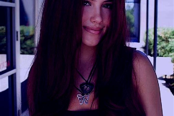 Sophia, 20, a auburn dark-eyed middle eastern companion based in Paingeni. Offering Couples, Erotic Massage, CIM. Available for incall and outcall, overnight...