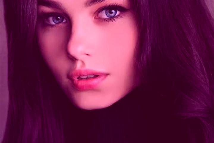 Sophia, 20, a brunette amber-eyed slavic companion based in Ar Rifa . Offering Party Girl, Tantra, Massage, Dinner Date. Available for incall and outcall, ov...
