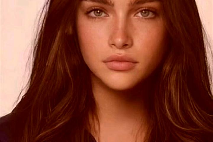 Sophia, 20, a brunette blue-eyed middle eastern companion based in Valea Chioarului. Offering Domination, Duos, Fetish. Available for incall and outcall, ove...