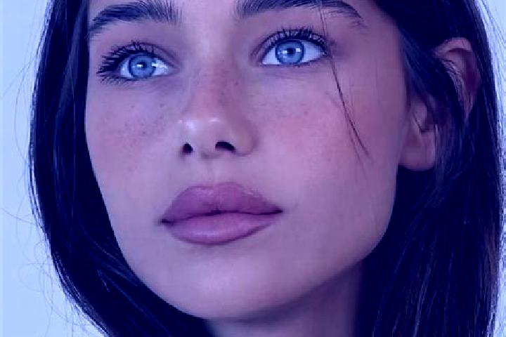 Sophia, 20, a brunette dark-eyed asian companion based in Torrubia de Soria. Offering BDSM, Duos, Erotic Massage, Travel Companion, Tantra. Available for inc...