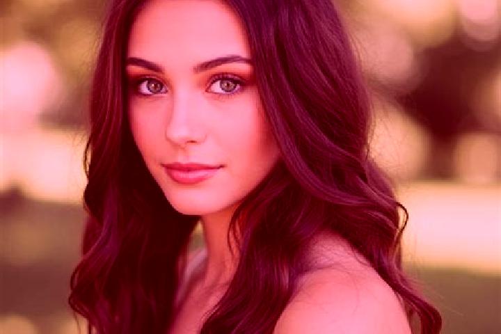 Sophia, 20, a brunette hazel-eyed latina companion based in Dayi. Offering Erotic Massage, Overnight, Dinner Date. Available for incall and outcall, overnigh...