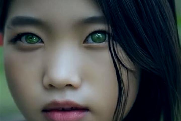 Sophia, 20, a chestnut green-eyed asian companion based in Bellingen. Offering CIM, Duos, Striptease, BDSM, Domination. Available for incall and outcall, ove...
