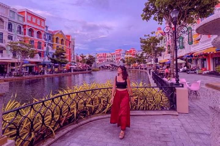 Sophia, 20 — Escort in Ap Tan My, Vietnam