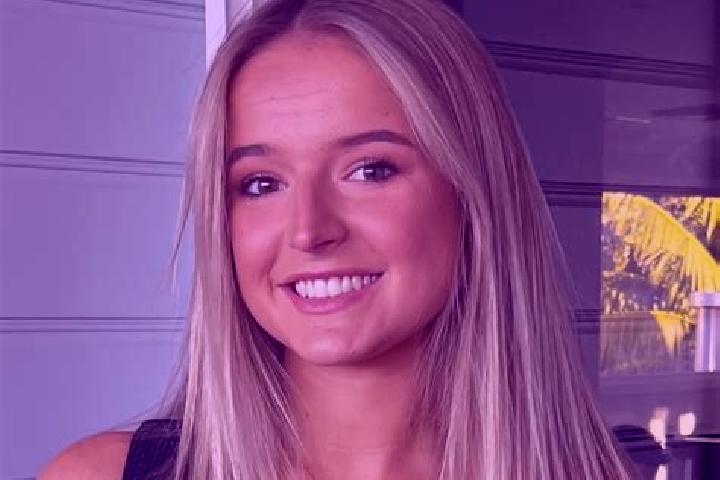 Sophia, 20 — Escort in O Connor, Australia