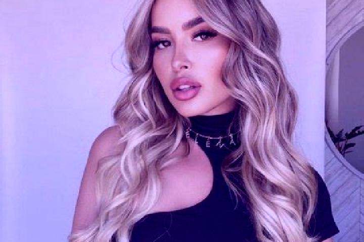 Sophia, 20 — Escort in Palma Prieta, Mexico