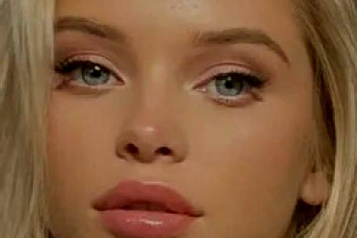 Sophia, 21, a blonde amber-eyed ebony companion based in Stigliano. Offering 69, Duos, Domination, Overnight. Available for incall and outcall, overnight boo...