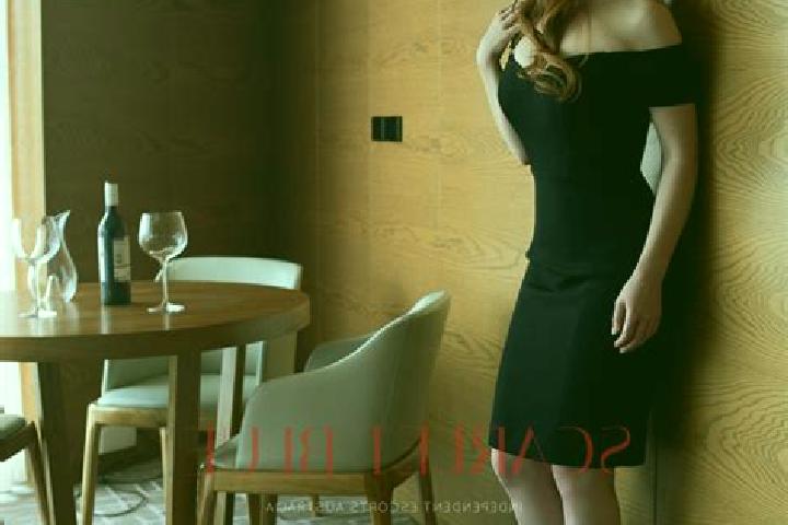 Sophia, 21, a red grey-eyed ebony companion based in Gaojimiao. Offering 69, GFE, Couples. Available for incall and outcall, overnight bookings available.