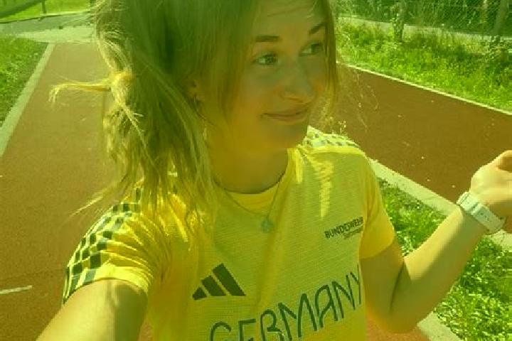Sophia, 21 — Escort in Wundersleben, Germany