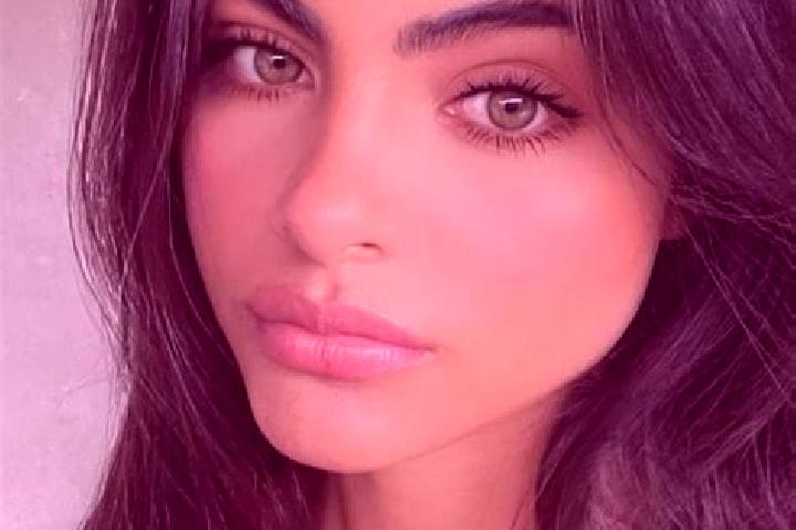 Sophia, 22, a black hazel-eyed latina companion based in Kinamayan. Offering Roleplay, Massage, Prostate Massage. Available for incall and outcall, day and e...