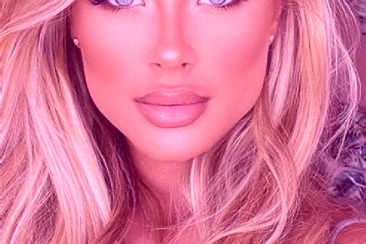 Sophia, 22, a blonde hazel-eyed latina companion based in Vaglio Basilicata. Offering Roleplay, Tantra, CIM. Available for incall and outcall, overnight book...