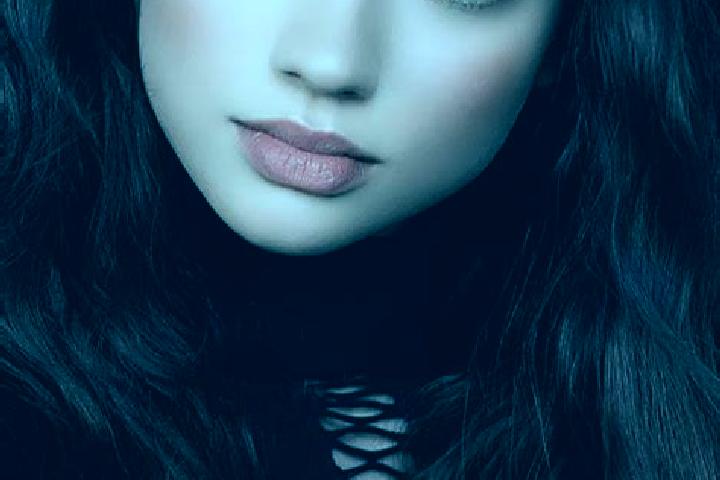 Sophia, 22, a brunette amber-eyed european companion based in Cagsiay. Offering Roleplay, OWO, GFE. Available for incall and outcall, day and evening dates.
