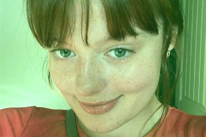 Sophia, 22, a red brown-eyed indian companion based in South Pittsburg. Offering Striptease, Domination, Duos, BDSM. Available for incall and outcall, overni...