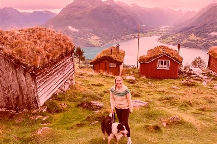 Sophia, 22 — Escort in Tomter, Norway