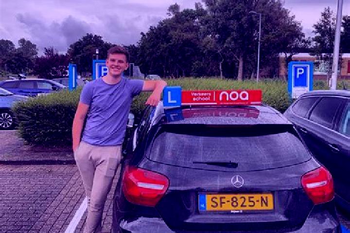 Sophia, 22 — Escort in Tuitjenhorn, Netherlands