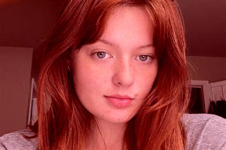 Sophia, 23, a auburn amber-eyed european companion based in Curiti. Offering Massage, Prostate Massage, Overnight. Available for incall and outcall, overnigh...