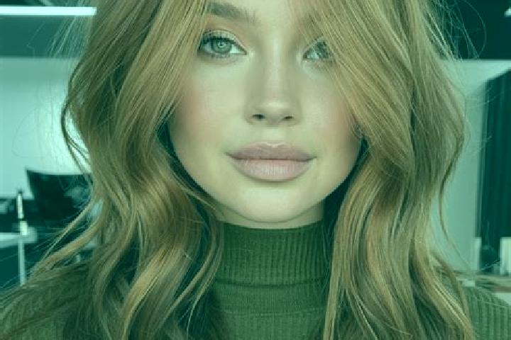 Sophia, 23, a auburn amber-eyed slavic companion based in Delice. Offering Striptease, Deep French Kissing, Girlfriend Experience. Available for incall and o...