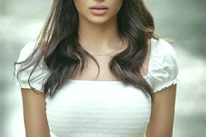 Sophia, 23, a brunette brown-eyed indian companion based in Thesee. Offering BDSM, Tantra, Striptease, Duos. Available for incall and outcall, overnight book...