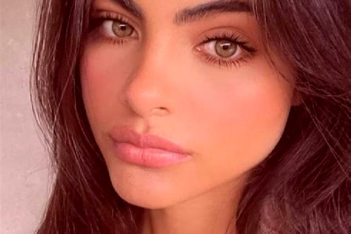 Sophia, 23, a brunette green-eyed asian companion based in Jit. Offering Prostate Massage, CIM, GFE. Available for incall and outcall, day and evening dates.