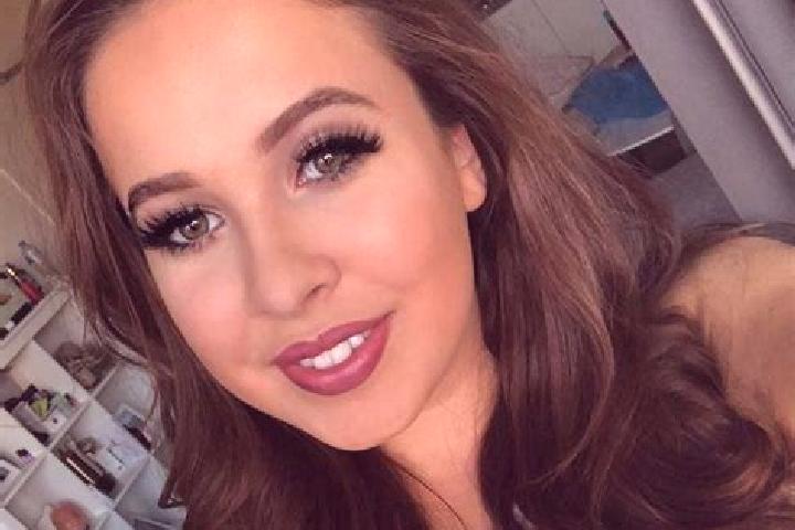 Sophia, 23, a chestnut grey-eyed caribbean companion based in Bas-Warneton. Offering Fetish, Massage, Dinner Date. Available for incall and outcall, day and ...