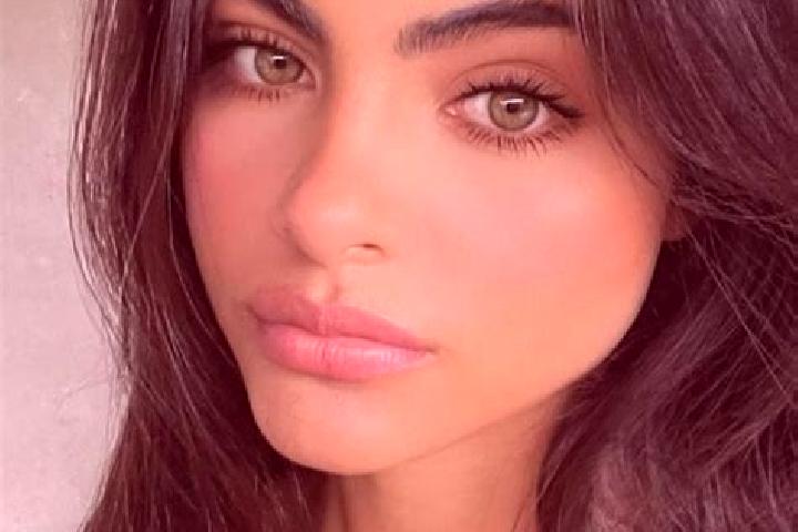 Sophia, 23, a chestnut grey-eyed indian companion based in Charco Largo. Offering Dinner Date, Massage, BDSM. Available for incall and outcall, day and eveni...