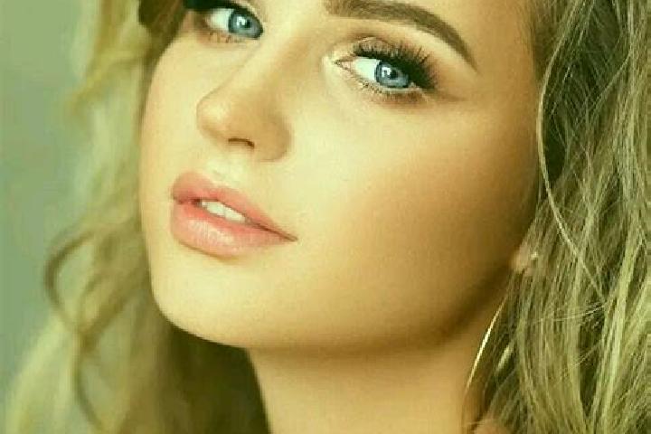 Sophia, 23, a dark blonde blue-eyed slavic companion based in Soledad de Doblado. Offering Massage, OWO, Fetish. Available for incall and outcall, overnight ...
