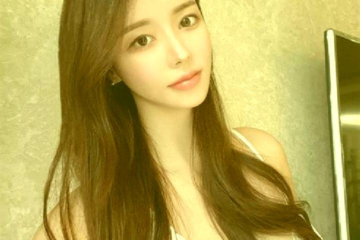 Sophia, 23 — Escort in Yanghou, China