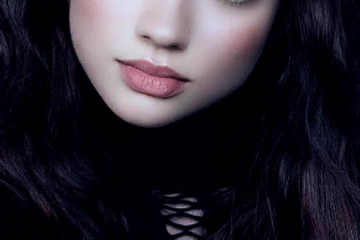 Sophia, 24, a auburn dark-eyed european companion based in Coletas. Offering Girlfriend Experience, A-Level, BDSM, Striptease, OWO. Available for incall and ...