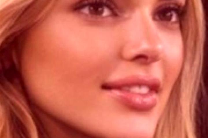 Sophia, 24, a blonde brown-eyed mediterranean companion based in Paradies. Offering Duos, Travel Companion, Dinner Date. Available for incall and outcall, da...