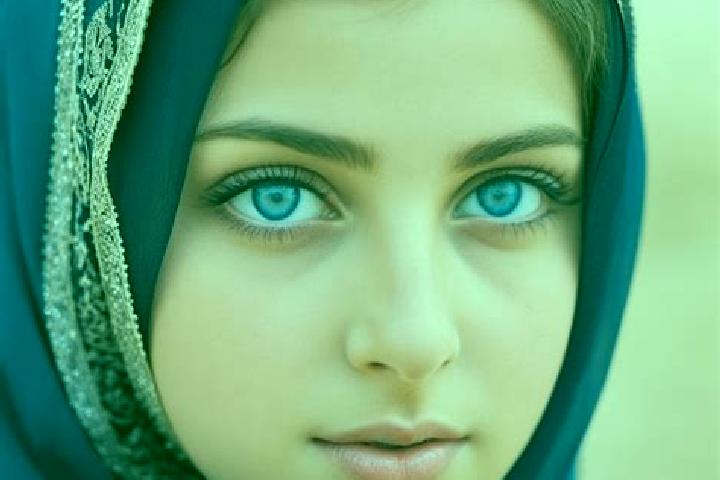 Sophia, 24, a blonde dark-eyed middle eastern companion based in Queluz. Offering Duos, Deep French Kissing, CIM, BDSM, Domination. Available for incall and ...